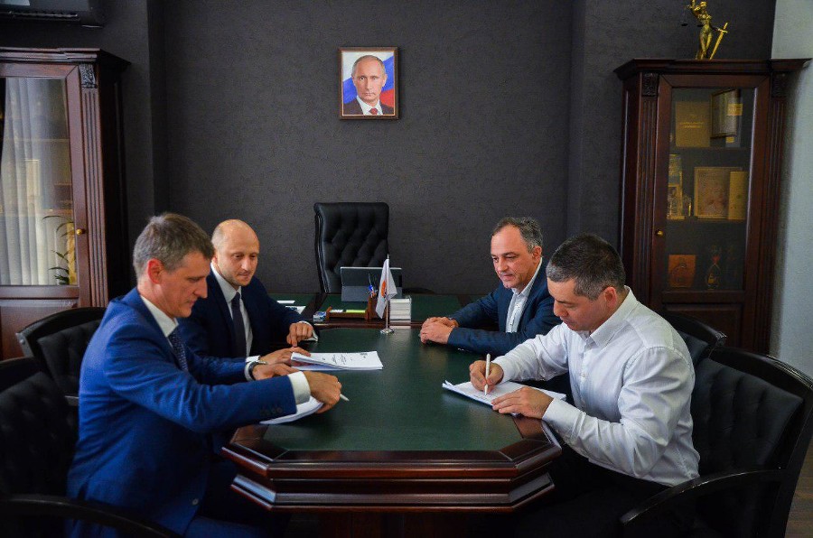  yuga media https hspace vspace ����� left ���� 