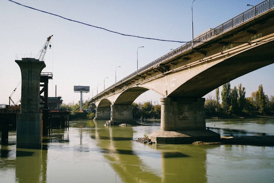 Кондратьев показал новые фотографии Яблоновского моста и рассказал о готовности объекта