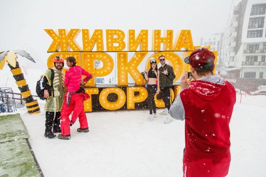  hspace vspace media yuga https left align alfa 