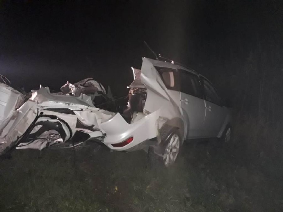 В Крымском районе у грузовика отсоединился прицеп и врезался в машины, один человек погиб