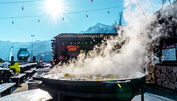 Кафе «Берлога» на «Роза Хутор» &copy;&nbsp;Фото предоставлено пресс-службой курорта &laquo;Роза Хутор&raquo;