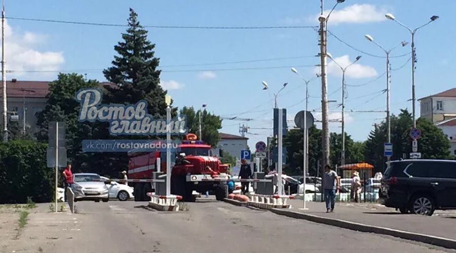 Из аэропорта Ростова-на-Дону эвакуировали пассажиров и персонал &copy;&nbsp;Фото из группы &laquo;Ростов Главный - новости Ростова-на-Дону&raquo; &laquo;ВКонтакте&raquo;, vk.com/rostovnadonu