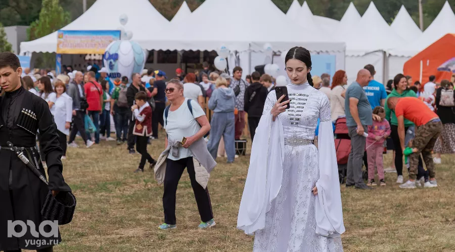 Фестиваль адыгейского сыра 16 сентября 2023 года &copy;&nbsp;Фото Юли Шафаростовой, Юга.ру