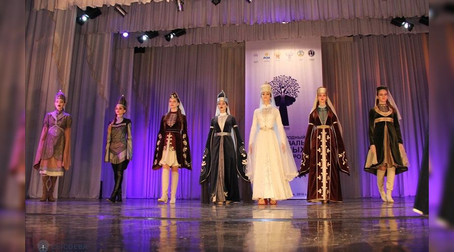 Международный фестиваль молодых дизайнеров «Этномода» &copy;&nbsp;Фото пресс-службы Адыгейского госуниверситета