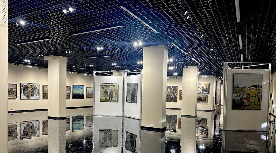 Один из залов в Краснодарском краевом выставочном зале © Фото Анастасии Куропатченко
