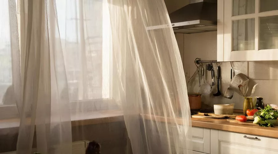 шторы &copy;&nbsp;Изображение сгенерировано нейросетью Gigachat