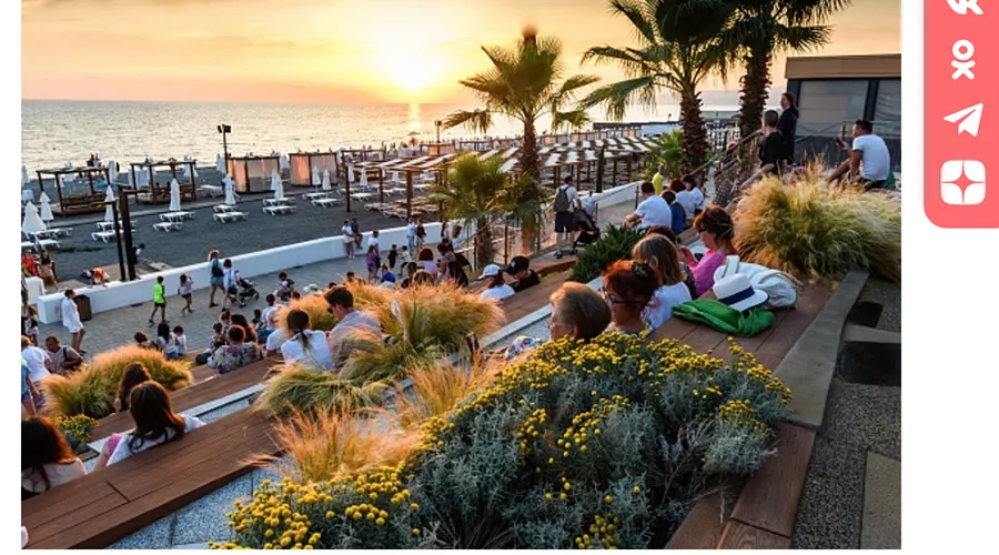 Морская набережная «Ривьера» в Сочи &copy;&nbsp;Скриншот публикации на сайте мэрии Сочи, Sochi.ru