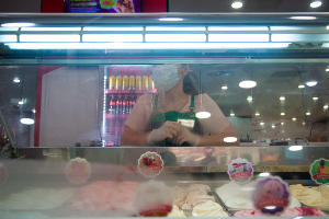 Первый день работы краснодарских ТРЦ после карантина © Фото Дмитрия Леснова, Юга.ру