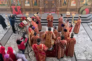 Освящение иконостаса в храме Святого Апостола Андрея Первозванного в Краснодаре &copy;&nbsp;Фото Евгения Резника, Юга.ру