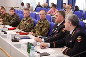 "Крымский "Беркут" на встрече с депутатами думы Ставропольского края в Ставрополе &copy;&nbsp;Эдуард Корниенко, ЮГА.ру