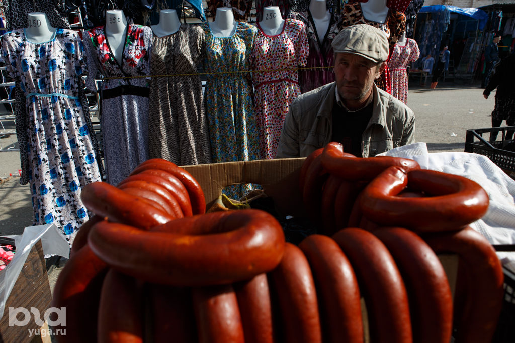 Хасавюрт рынок набережная. Железный рынок хасавюрт. Хасавюрт рынок набережная. Рынок лира пятигорск. Хасавюрт дагестан рынок.