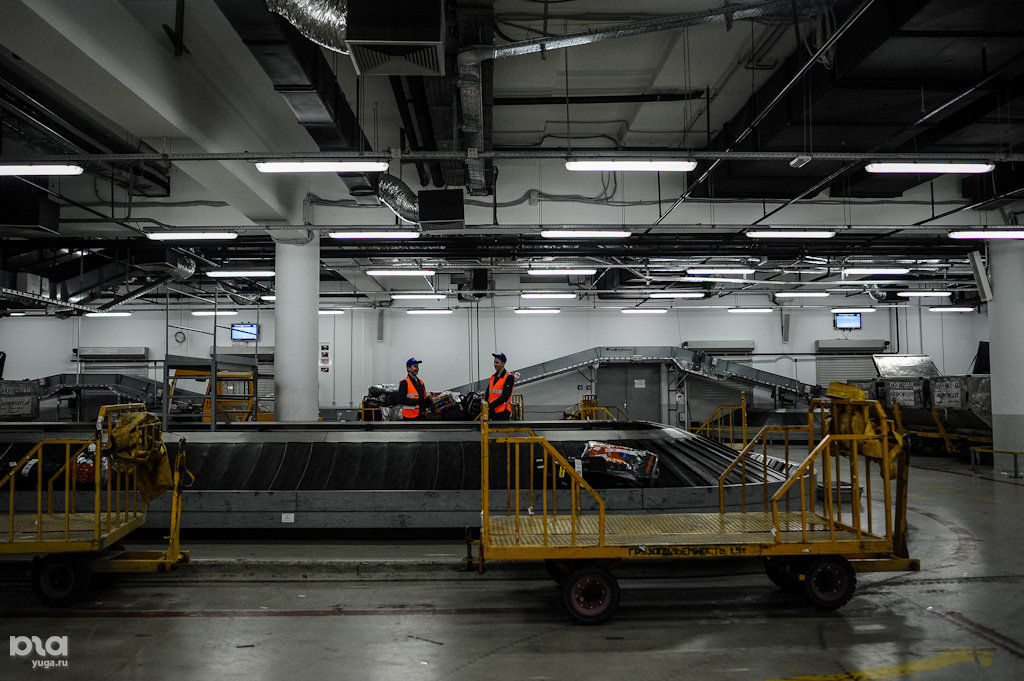 авиационная безопасность аэропорт сочи. авиационная безопасность аэропорт сочи. работа в аэропорту сочи вакансии. сотрудники службы авиационной безопасности аэропорт сочи. работа в аэропорту сочи вакансии.