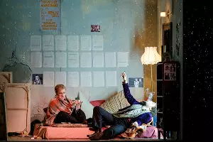 Кадр из оперы &laquo;Богема&raquo; &copy;&nbsp;Фото с сайта kinohod.ru