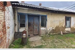 Памятное место генерала Корнилова по ул. им. Калинина, 100 &copy;&nbsp;Фото пресс-службы мэрии Краснодара