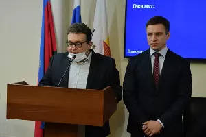 Виктор Тушев и Сергей Фетисов &copy;&nbsp;Фото пресс-службы администрации Краснодара