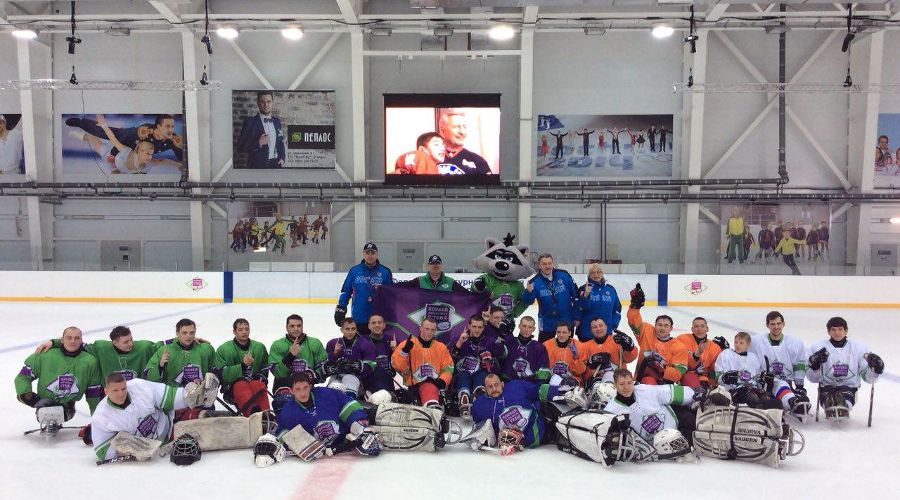 Молодежный тренировочный лагерь по следж-хоккею в Сочи © Фото Юга.ру