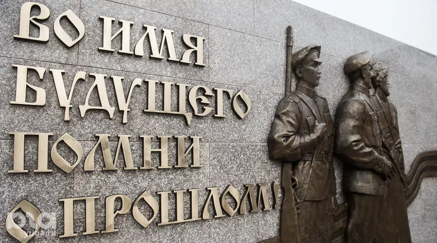 Мемориальный комплекс «Расстрельный угол» на Всесвятском кладбище &copy;&nbsp;Фото Елены Синеок, Юга.ру