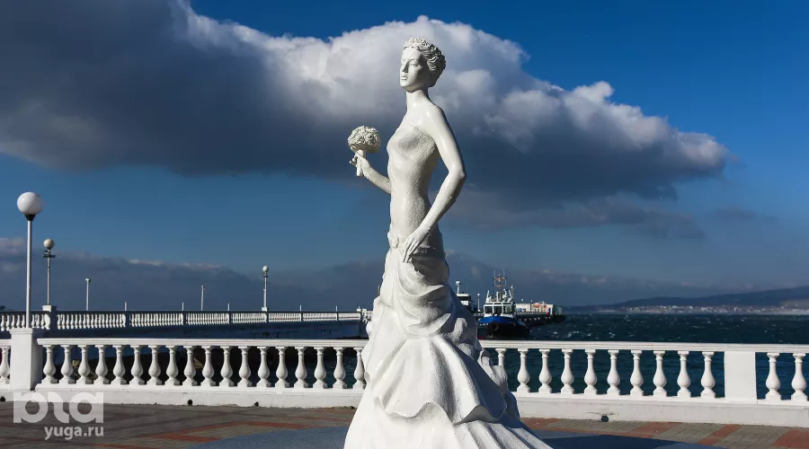 Город-курорт Геленджик &copy;&nbsp;Фото Елены Синеок, Юга.ру