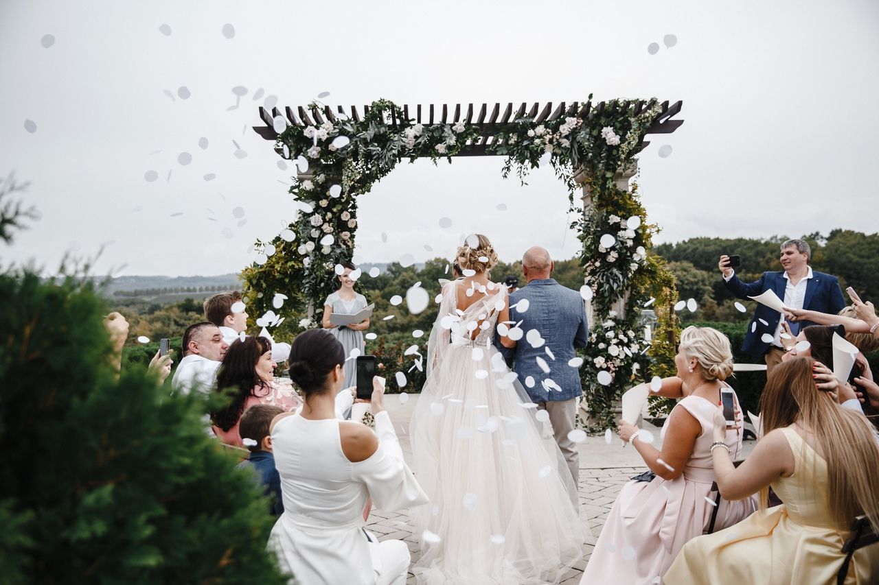 можно ли жениться в мае