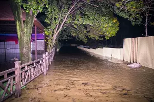 Подтопление в Туапсе, 24 октября 2018 г. &copy;&nbsp;Фото Владислава Щеколдина, Юга.ру