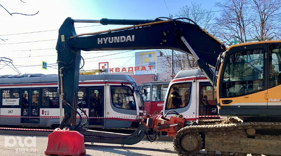 Провал грунта на Московской 10 февраля 2025 &copy;&nbsp;Фото Дмитрия Пославского, Юга.ру