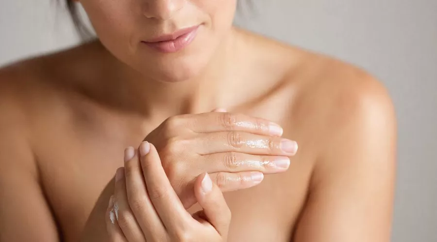 крем &copy;&nbsp;Изображение сгенерировано нейросетью Gigachat