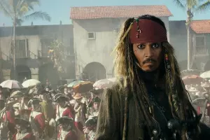 Кадр из фильма «Пираты Карибского моря: Мертвецы не рассказывают сказки» &copy;&nbsp;Фото с сайта kinopoisk.ru