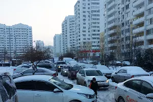 Жилой двор на ул. Байбакова &copy;&nbsp;Фото Дмитрия Пославского, Юга.ру