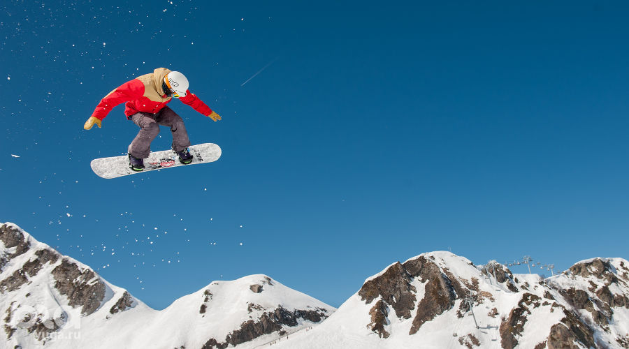 Сколько стоит покататься на лыжах и сноуборде в Сочи и других горах Северного Кавказа новичку
