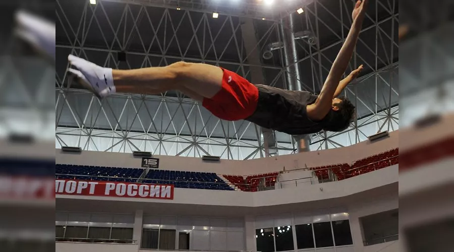 Чемпионат России по прыжкам на батуте в Краснодаре &copy;&nbsp;Елена Синеок, ЮГА.ру