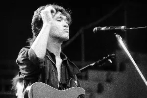 Виктор Цой &copy;&nbsp;Фото с сайта kino-teatr.ru