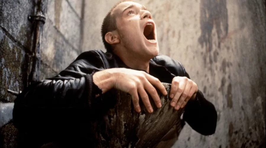 Кадр из фильма «На игле», реж. Дэнни Бойл, 1996 год &copy;&nbsp;Фото с сайта kinopoisk.ru