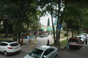 Скейт-парк в парке им. Бестужева в 2018 году &copy;&nbsp;Google Maps
