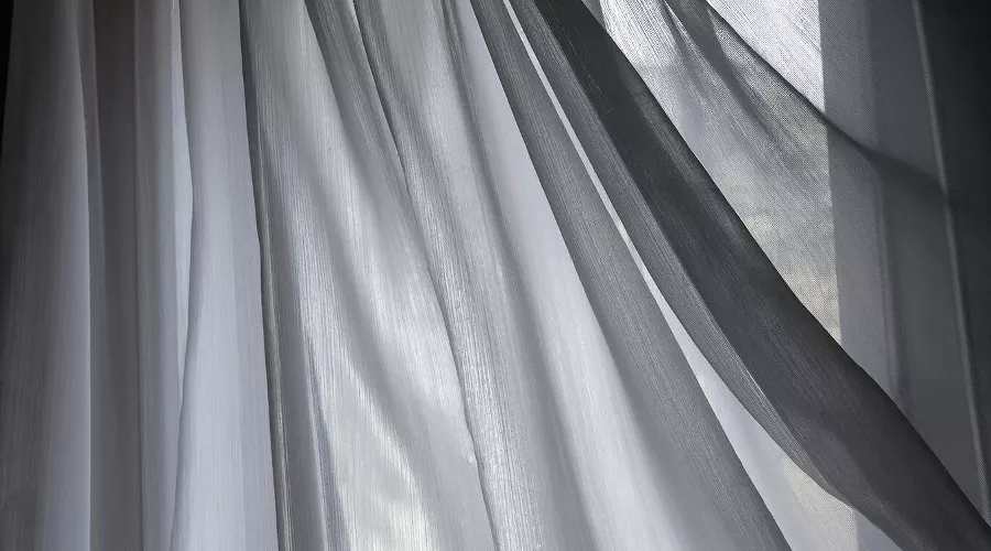 шторы &copy;&nbsp;Сгенерировано с помощью нейросети Gigachat