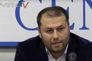 Абакар Абакаров в 2013 году  © Скриншот из видео «Митинг Против Кавказофобии — прямая речь организаторов» с YouTube-канала NevexTV