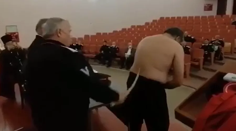  &copy;&nbsp;Скриншот видео из группы во &laquo;ВКонтакте&raquo; &laquo;Новые Известия&raquo;, vk.com/newizvestya