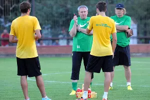 Двусторонка "Кубани" с новым главным тренером Юрием Красножаном &copy;&nbsp;Елена Синеок, ЮГА.ру