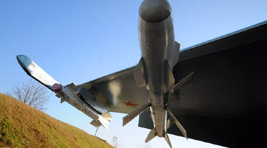 Под крылом СУ-27СМ3 &copy;&nbsp;Елена Синеок. ЮГА.ру