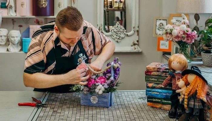 Флорист Алексей Малахов &copy;&nbsp;Фото из личного архива Алексея Малахова