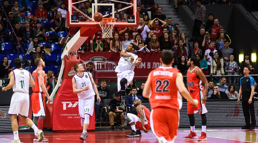  &copy;&nbsp;ПБК &laquo;Локомотив-Кубань&raquo; проиграл &laquo;Уникахе&raquo; в первом матче 1/2 финала Еврокубка в Краснодаре &copy; Фото Елены Синеок, Юга.ру