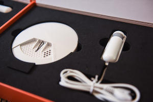 Датчик дыма в коробке © Фото Елены Синеок, Юга.ру