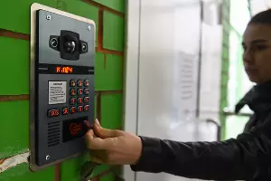 Умный домофон системы &laquo;Ростелеком Ключ&raquo; &copy;&nbsp;Фото Елены Синеок, Юга.ру