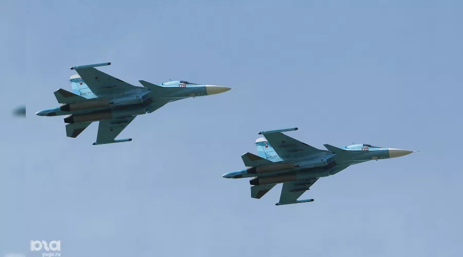 Акция "Военная служба по контракту в Вооруженных силах РФ – твой выбор!"  &copy;&nbsp;Влад Александров, ЮГА.ру