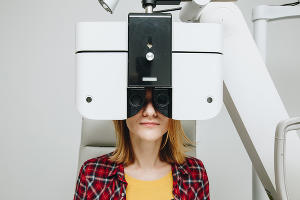 Диагностика зрения в клинике &laquo;Три-3&raquo; &copy;&nbsp;Фото Дениса Яковлева, Юга.ру