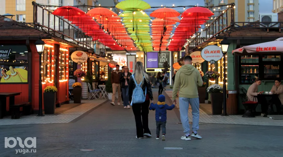 «FOODMARKET Центр города» в Краснодаре &copy;&nbsp;Фото Марины Солошко, Юга.ру
