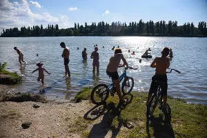 Пляж &copy;&nbsp;Фото Елены Синеок, Юга.ру