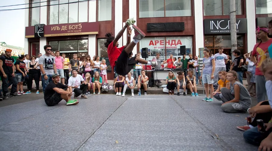 Выходные на улице Красной &copy;&nbsp;Фото школы танцев "Без правил"