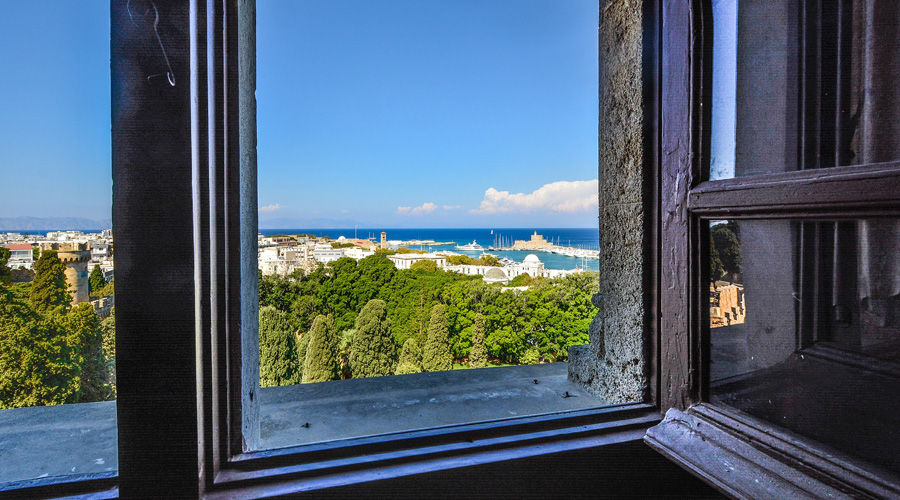 Окно © Фото kirkandmimi с сайта pixabay.com