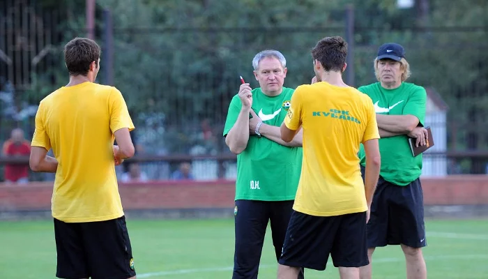 Двусторонка "Кубани" с новым главным тренером Юрием Красножаном &copy;&nbsp;Елена Синеок, ЮГА.ру