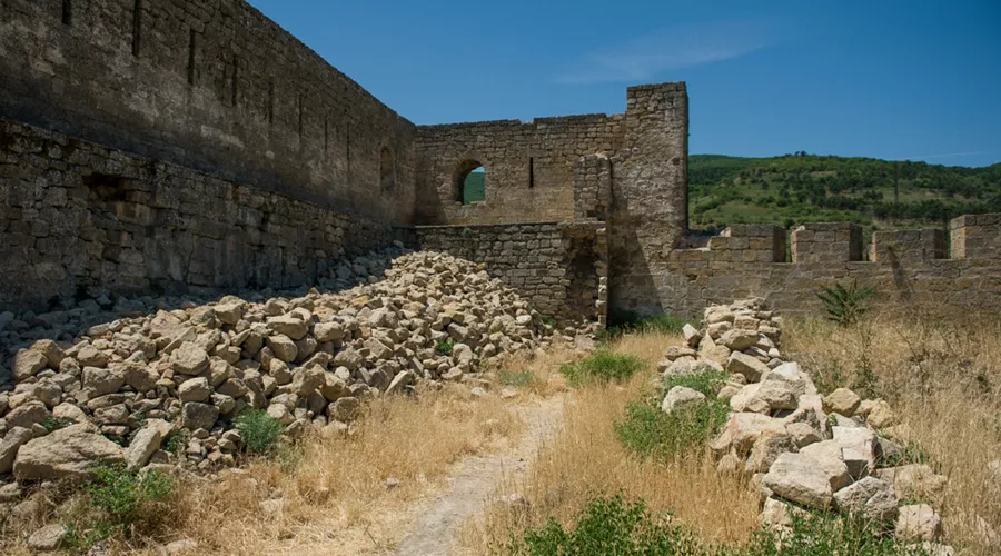 Крепость Нарын-кала в дагестанском Дербенте &copy;&nbsp;Фото Нины Зотиной, Юга.ру